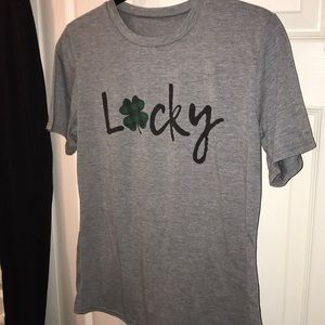 Iucky tee